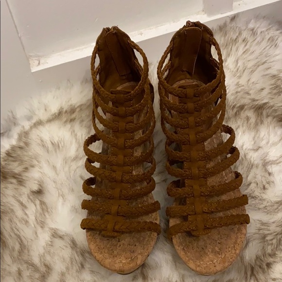 Altar’d State Gladiator Wedge 8.5 - Picture 2 of 6